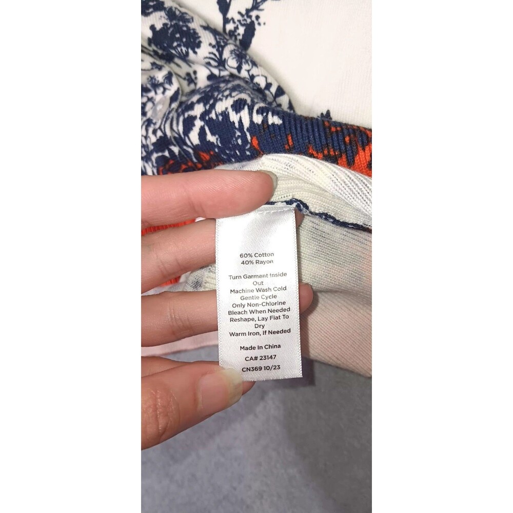 Talbots Contrast Hem Button Up Cardigan M Falling Floral Preppy Academia Classic - Picture 12 of 13
